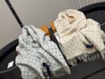 Louis Vuitton Cashmere Scarf Classic Pattern Comfortable And Warm Versatile And Easy To Style - Image 7