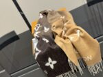 Louis Vuitton Cashmere Scarf (Chip Design) Comfortable And Versatile - Image 4