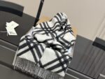 Burberry Black And White Check Cashmere Scarf Soft And Comfortable - Image 7