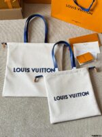 Louis Vuitton Dust Bag Tote Handbag Dust Bag Silhouette Drawstring Closure Cowhide Leather Trim