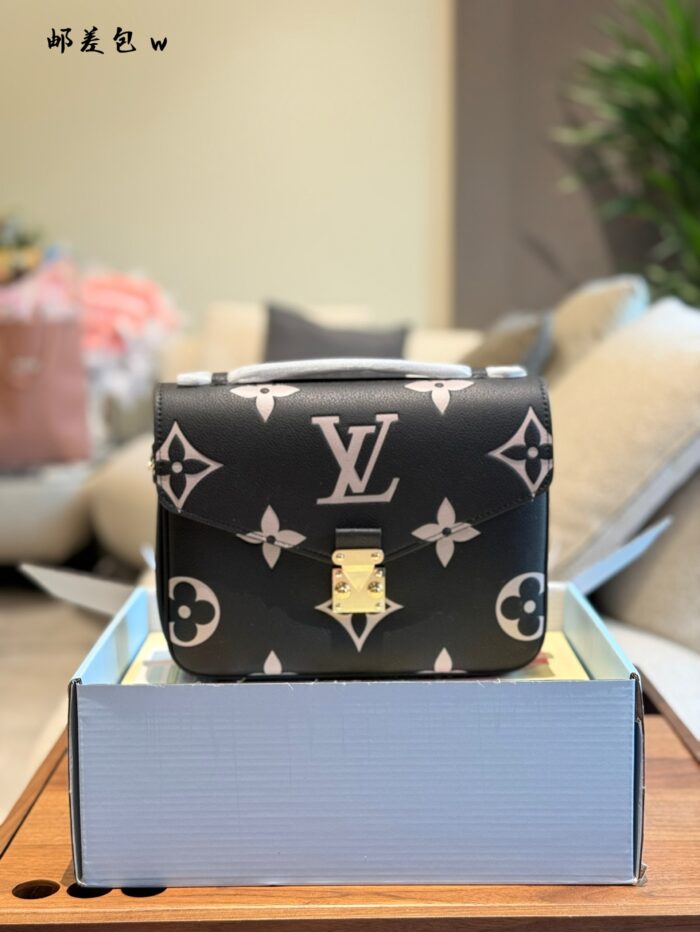 Louis Vuitton Pochette Metis Embossed Monogram Empreinte Leather S-Lock Clasp Shoulder Bag - Image 2