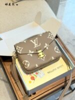 Louis Vuitton Pochette Metis Embossed Monogram Empreinte Leather S-Lock Clasp Shoulder Bag - Image 9