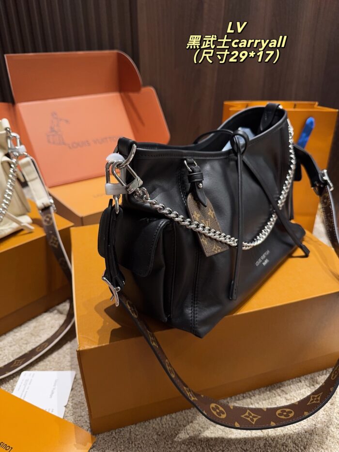 Louis Vuitton Carryall Small Black Knight - Sheepskin Texture, Casual Unisex Style - Image 3