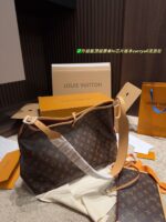 Louis Vuitton Carryall Travel Bag - Enhanced Chip Edition Includes Folding Box Dupont Paper Waterproof Inner Lining Compartments Chain For Diy Accessory Creation One Bag, Two Uses - Image 8