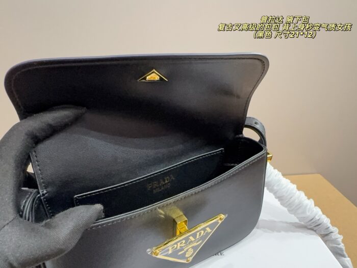 Prada Underarm Bag Vintage Sophisticated Style - Image 7