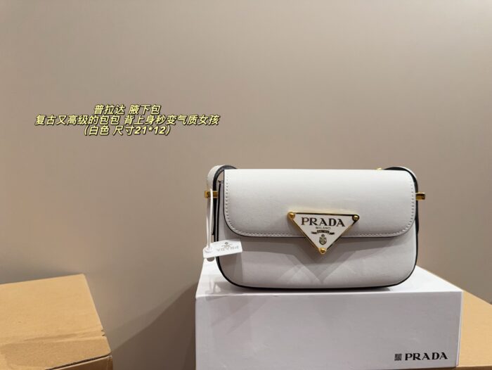 Prada Underarm Bag Vintage Sophisticated Style - Image 11