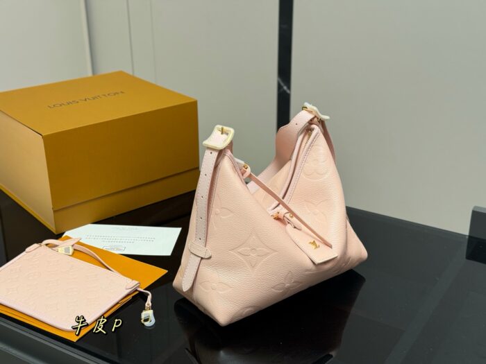 Louis Vuitton Carryall Bow-Tie Shoulder Bag With Coin Purse Included | Single-Shoulder Crossbody - Image 5