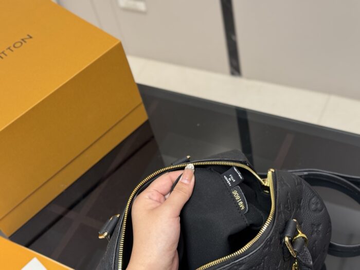Louis Vuitton Keepall New Cushion Bag Genuine Leather Unisex Style - Image 5