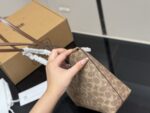 Coach Fiona Zip Tote Small Tote Bag - Image 7