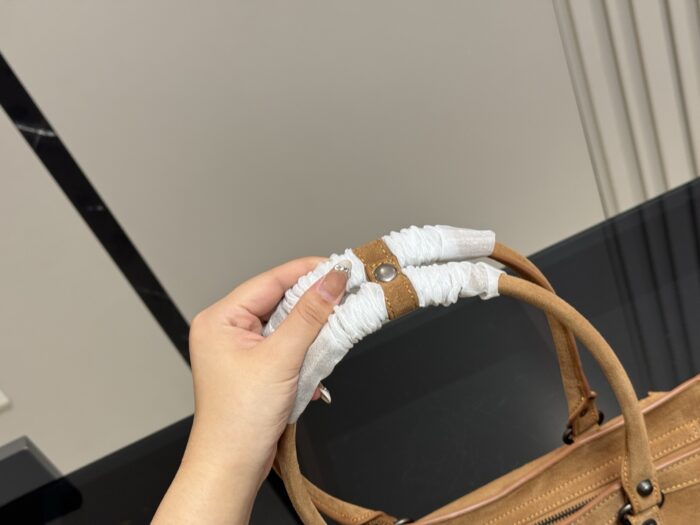 Balenciaga New Motorcycle Oversized Soft Practical Relaxed-Look Women'S Bag - Image 3