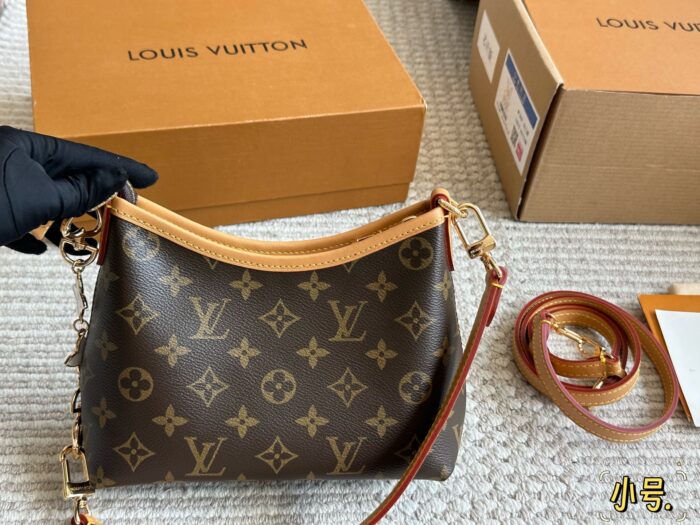 Louis Vuitton Carryall New Commuter Bag | Crossbody/Shoulder Strap | Open-Top Convenience | Practical Capacity - Image 1