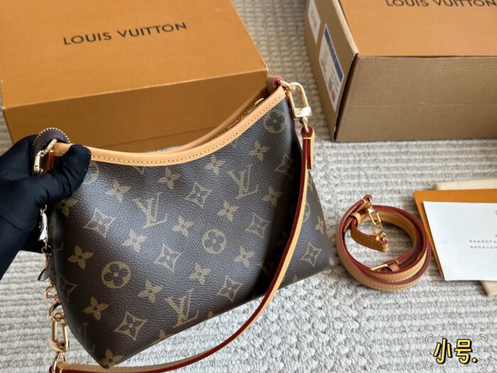 Louis Vuitton Carryall New Commuter Bag | Crossbody/Shoulder Strap | Open-Top Convenience | Practical Capacity - Image 7