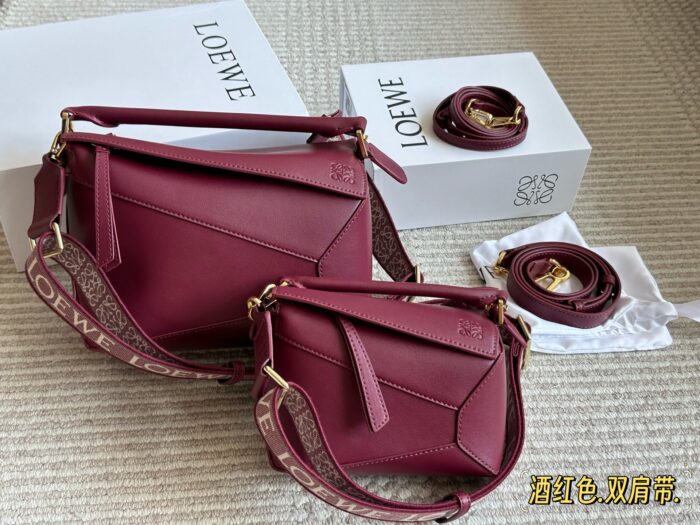 Loewe Puzzle Geometric Bag Cowhide Double Shoulder Strap - Image 1