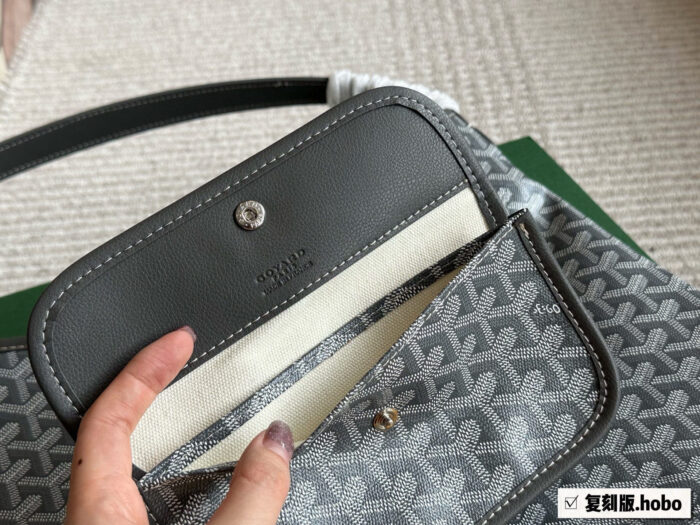 Goyard Hobo Shoulder Bag Replica Edition Upgraded Leather & Craftsmanship Custom-Made For Commuting - Image 3