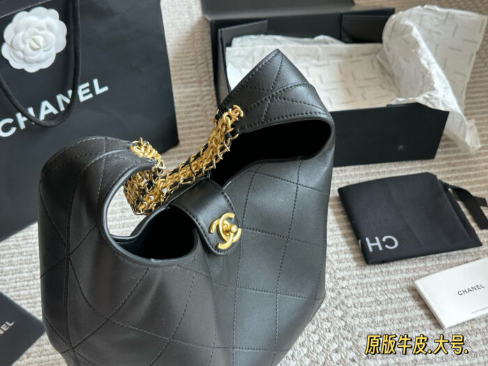 Chanel 25 Series Hobo Bucket Bag Genuine Leather Distinctive Shoulder Strap Design Complete With Box - Image 3