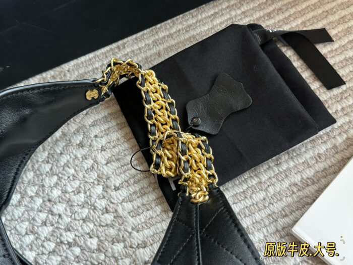 Chanel 25 Series Hobo Bucket Bag Genuine Leather Distinctive Shoulder Strap Design Complete With Box - Image 7