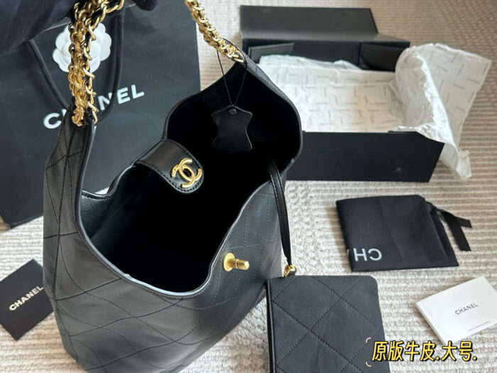 Chanel 25 Series Hobo Bucket Bag Genuine Leather Distinctive Shoulder Strap Design Complete With Box - Image 8