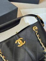 Chanel 25A Haute Couture House Bucket Bag - Diamond Quilted Colour-Block Design With Detachable Bag-On-Bag And Removable Pearl Heart Cf Pendant - Image 5