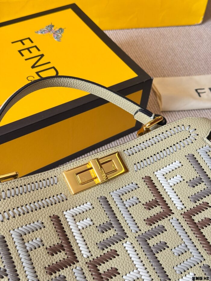 Fendi Peekaboo Seeu Woven Handbag And Crossbody Bag - Image 6