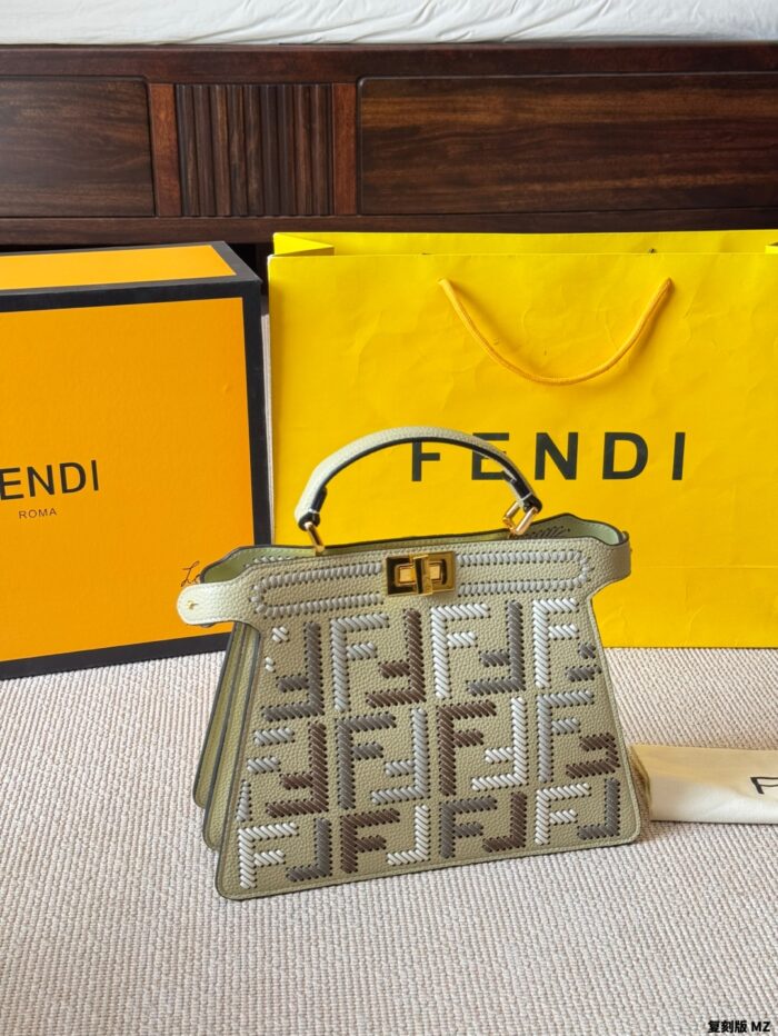 Fendi Peekaboo Seeu Woven Handbag And Crossbody Bag - Image 8