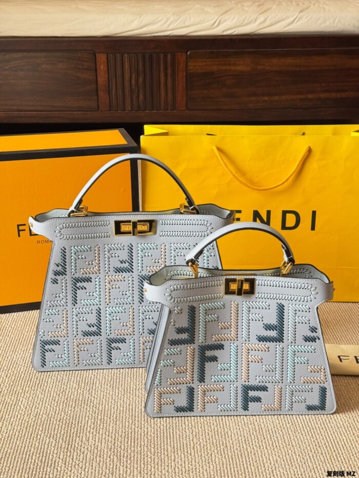 Fendi Peekaboo Seeu Woven Handbag And Crossbody Bag - Image 12