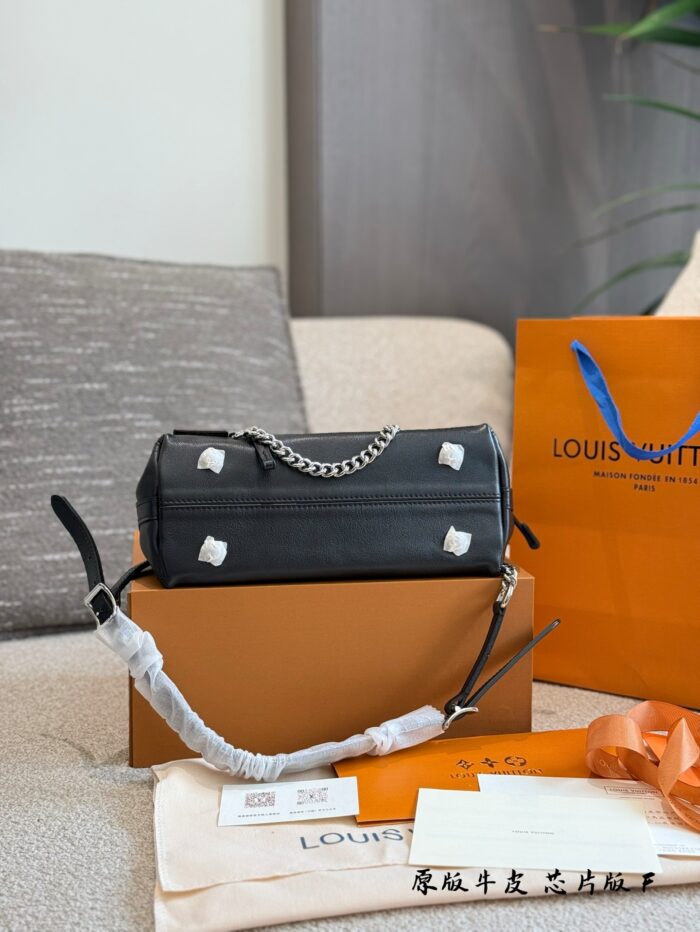 Louis Vuitton Carryall Dark Black Handbag - Takashi Murakami Collaboration Lambskin Relaxed Silhouette - Image 5