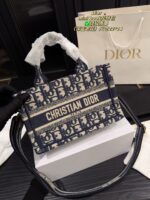 Dior Tote Autumn/Winter Collection Mini Book Embroidered Tote Bag Detachable Shoulder Strap Letter Logo - Image 2