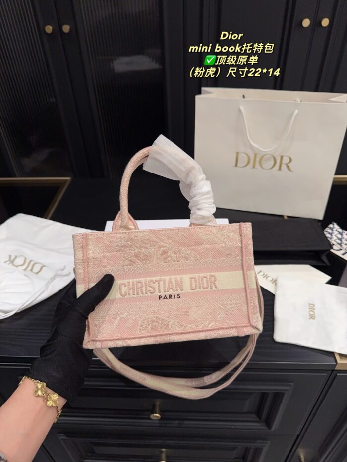 Dior Tote Autumn/Winter Collection Mini Book Embroidered Tote Bag Detachable Shoulder Strap Letter Logo - Image 11