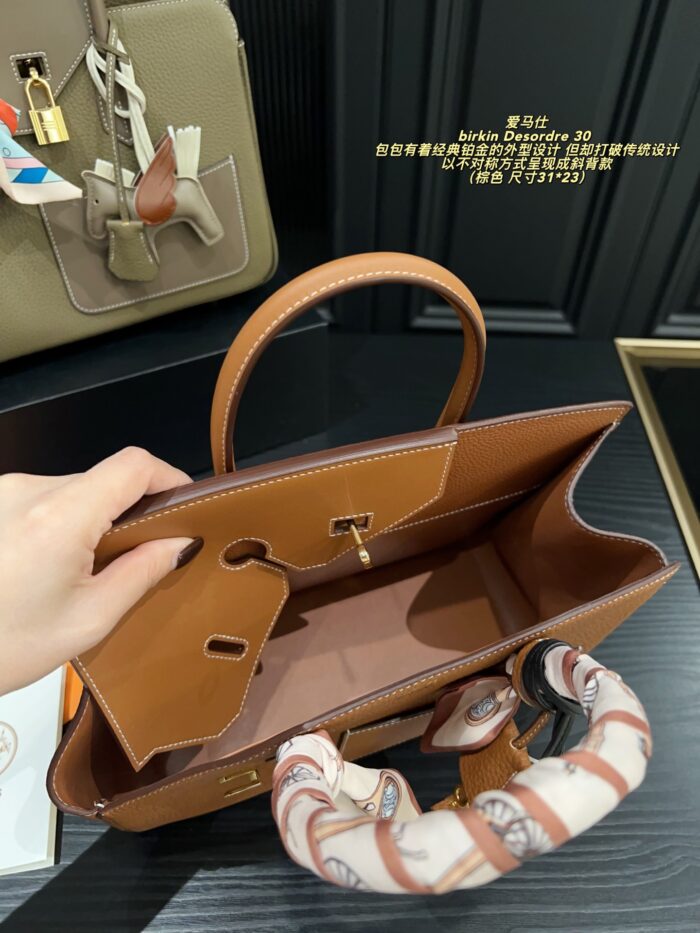 Hermès Birkin Desordre 30 Asymmetrical Crossbody With Enhanced Storage - Image 8