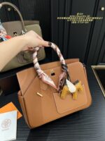 Hermès Birkin Desordre 30 Asymmetrical Crossbody With Enhanced Storage - Image 9