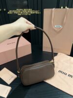 Miumiu Solid Colour Minimalist Camera Bag - Image 4