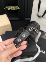 Chanel 25C Star Lunchbox Bag Classic Quilted Handbag/Crossbody Excellent Capacity - Image 9