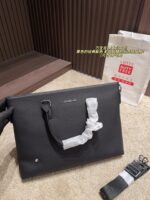 Montblanc Men'S Briefcase Classic Black Colourway Solid And Dignified, Stylish And Elegant - Image 3