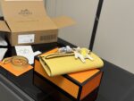 Hermes Kelly Horizontal Cross-Grain Calfskin - Accommodates Phone - Adorable - Premium Quality Bag - Image 8