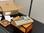 Hermès Kelly Horizontal Cross-Grain Calfskin - Accommodates Phone - Adorable - Premium Quality