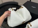 Saint Laurent Jamie Collection Chain Bag Sheepskin-Textured Leather With Jewellery-Grade Chain Effortlessly Chic Design - Image 2