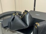 Saint Laurent Jamie Collection New Chain Bag Sheepskin-Textured Leather With Jewellery-Grade Metal Chain Effortlessly Relaxed Design - Image 5