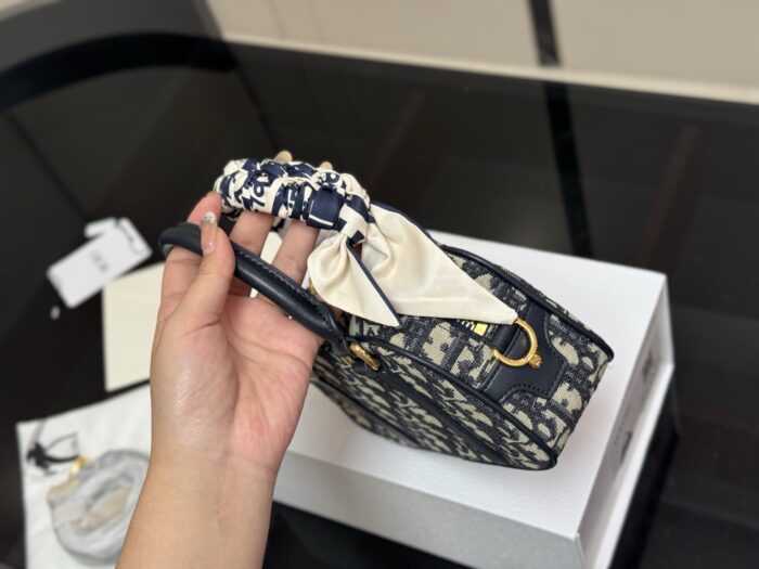 Dior Mini Bowling Bag Vibe Mini Bag - Image 6