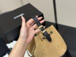 Chanel 25A Vertical Suede Tote Bag Madeleine Colourway Handheld Or Underarm Carry Effortlessly Relaxed Versatile And Sophisticated - Image 6