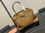 Miu-Miu Vintage Tote Bag Crossbody/Handheld/Single-Shoulder Luxurious Fairy-Like Style Effortlessly Stylish