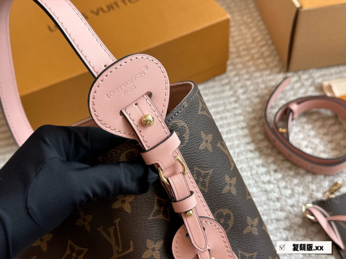 Louis Vuitton All In Bb Multi-Style Mini Bucket Bag Triple-Function Design Sturdy Structure For Photogenic Appeal Double-Box Packaging - Image 2