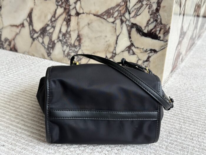 Prada New Arrival Imported Nylon Minimalist Texture Spacious Portable Bag - Image 6