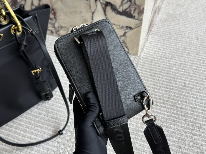 Prada Phone Case Casual And Work-Appropriate Highly Versatile - Image 5