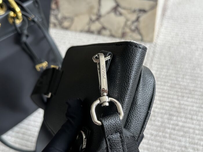 Prada Phone Case Casual And Work-Appropriate Highly Versatile - Image 6