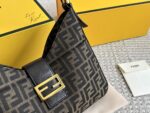 Fendi Baguette Bag - Classic Monogram Versatile Shoulder Bag - Image 2