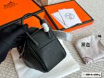 Hermès Mini Lindy Full-Grain Cowhide Crossbody Handbag - Image 4