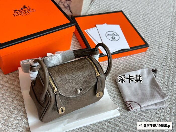 Hermès Mini Lindy Full-Grain Cowhide Crossbody Handbag - Image 10