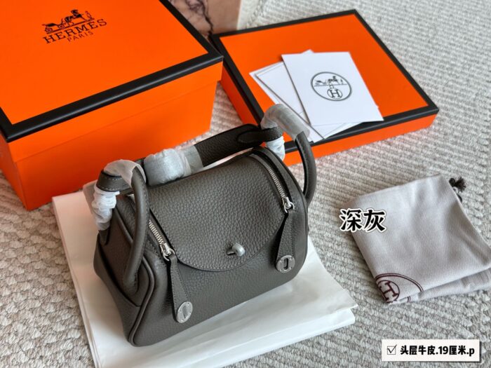 Hermès Mini Lindy Full-Grain Cowhide Crossbody Handbag - Image 14