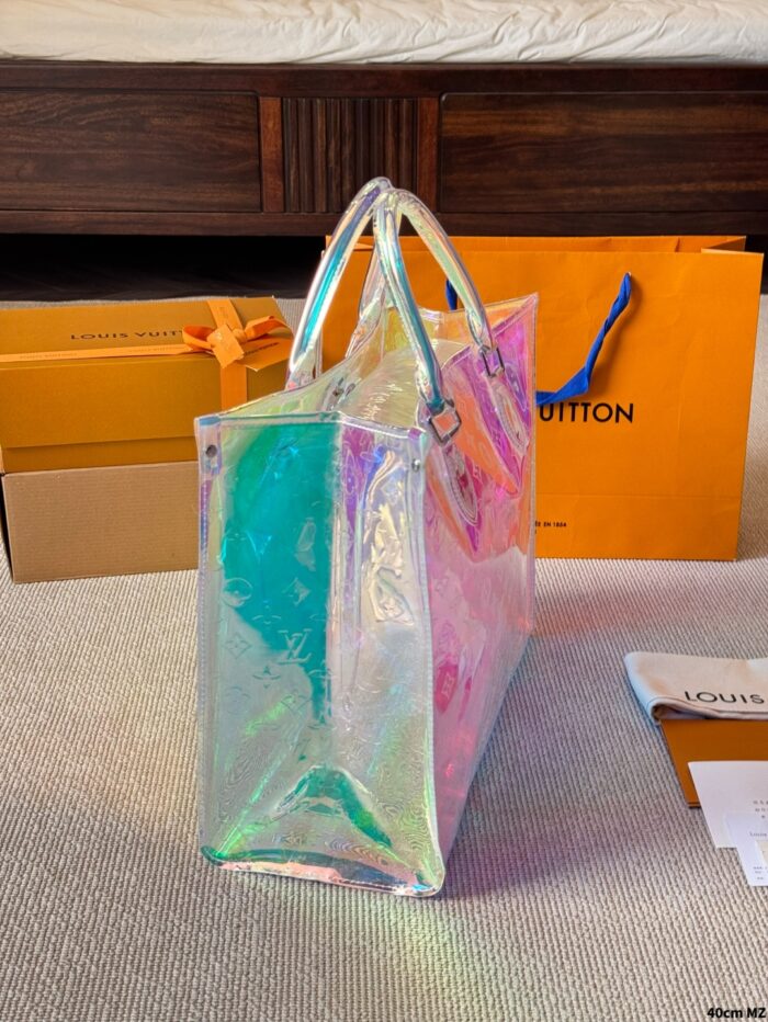 Louis Vuitton Onthego Laser Jungle Bag: Lightweight, Spacious And Versatile. - Image 3
