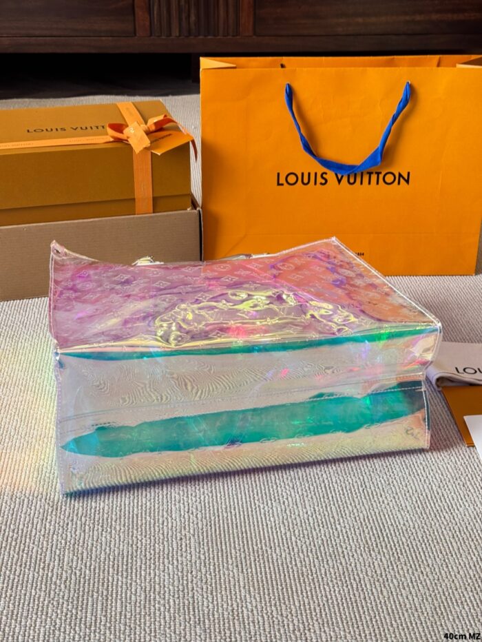 Louis Vuitton Onthego Laser Jungle Bag: Lightweight, Spacious And Versatile. - Image 4